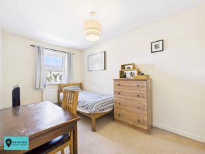 Bedroom- click for photo gallery